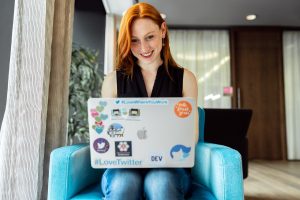 Stickers personnalisés : le petit format qui fait grande impression